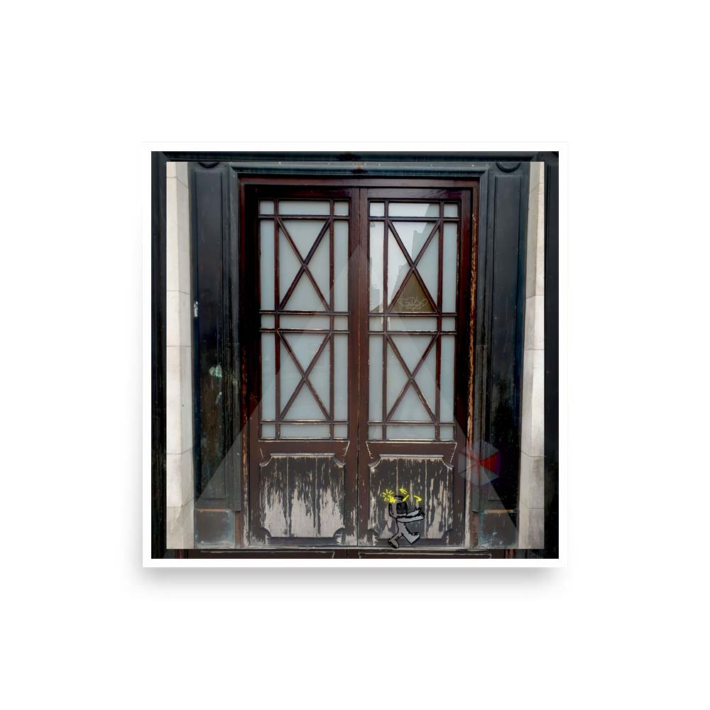 Photography print image of a door with a life like figure. Colours brown, white, red, yellow. Purpose, to be enjoyed, questioned and discussed.
JPG
• 1000 × 1000
• 80.17 kB